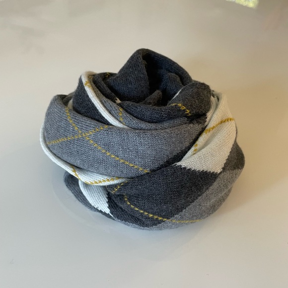 JACOB | Gray Argyle Oblong Scarf BNWOT - Picture 9 of 10